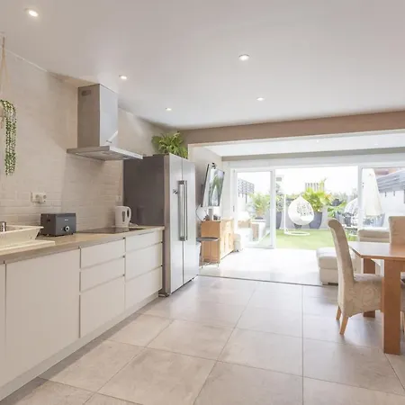 Modern 3 Bedroom Duplex Adeje Center Wifi * Costa Adeje (Tenerife)