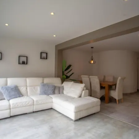 Holiday home Modern 3 Bedroom Duplex Adeje Center Wifi